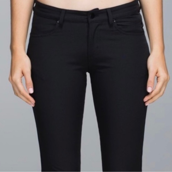 ☀️lululemon Everyday Pant - Picture 1 of 5